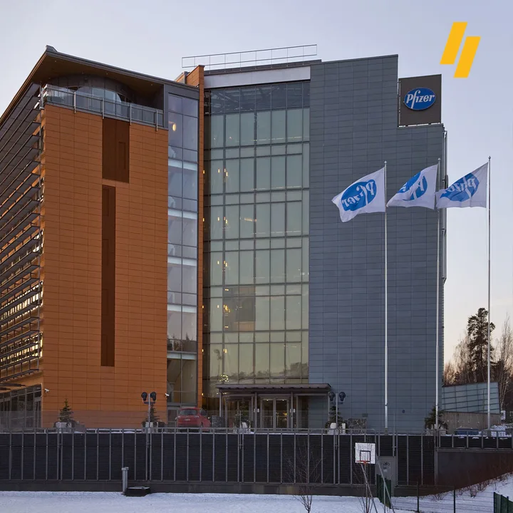 Case da The Speaker para Pfizer